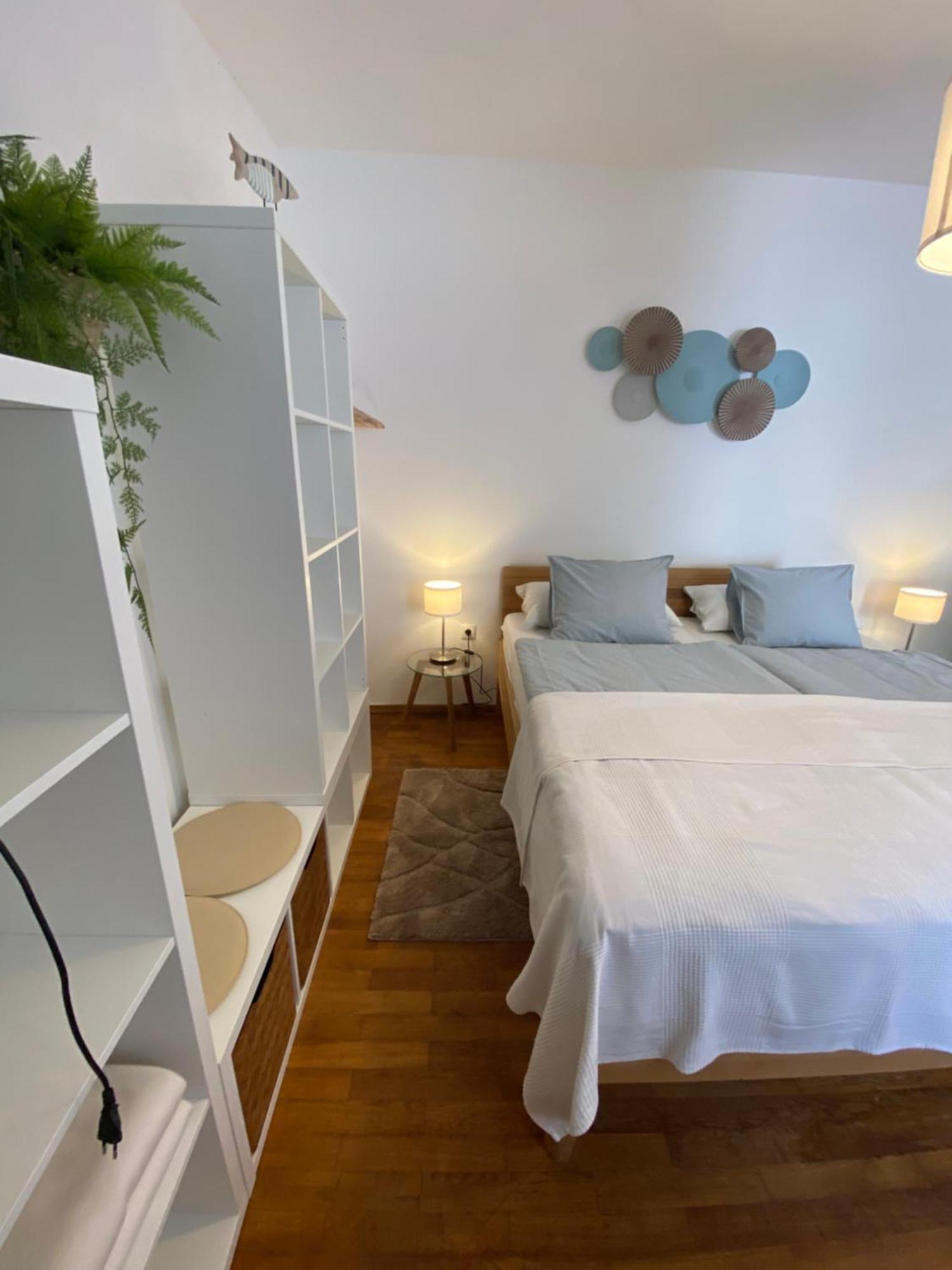 Studio Im Wienerwald - Moedling Modling Buitenkant foto